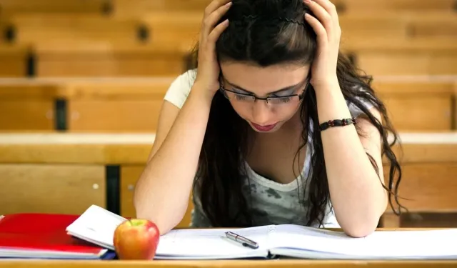 Antalya'da sınav kaygısı yaşayan öğrencilere destek