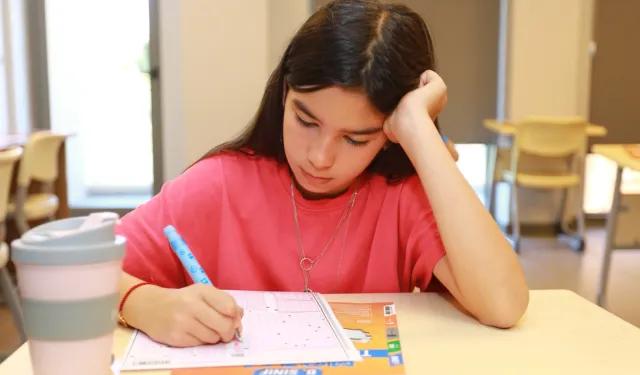 Başkan Sengel: ''Her zaman gençlerimizin yanındayız''