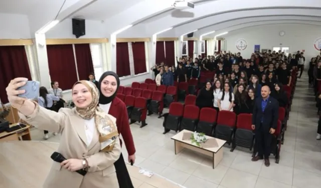 Bursa'da İnegöl’deki öğrencilere 'dijital güvenlik'