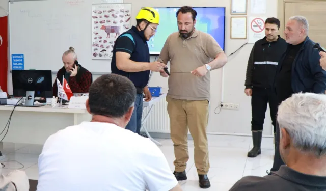 Kocaeli Büyükşehir'den kurban kesim elemanı kursu