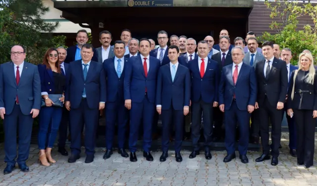 MEB Yardımcısı Macit, Bursa'da sektör temsilcileriyle buluştu