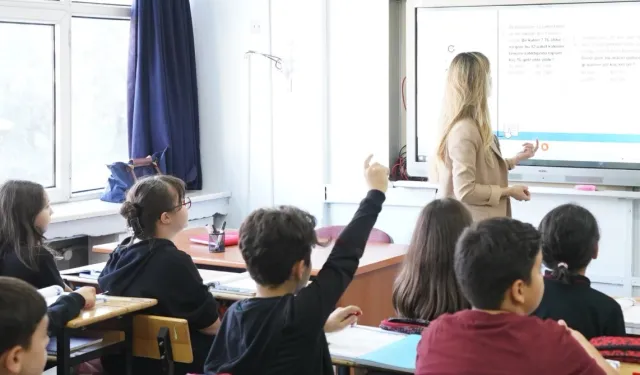 Öğretmenlerin il içi yer değiştirme atamaları 20 Mayıs'ta