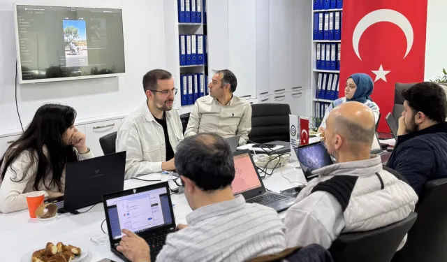 Ümraniye Esnaf Odası'ndan sosyal medya ve yapay zeka eğitimi