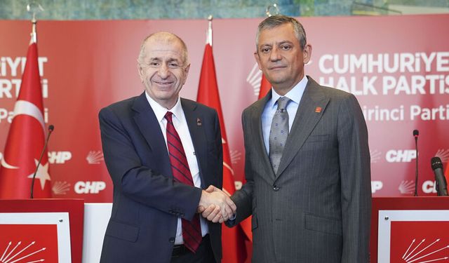 CHP Genel Başkanı Özel, Ümit  Özdağ ile görüştü