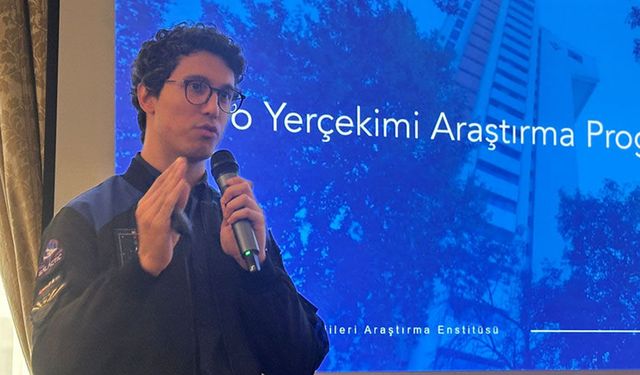 Astronot Atasever Londra'da, Türkiye'nin uzay çalışmalarını anlattı