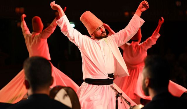 Sufi Müzik ve Semazenlerle Londra’da, Mevlevi Kültürü Esintisi