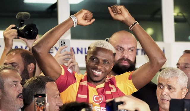 Victor Osimhen Galatasaray için İstanbul'da