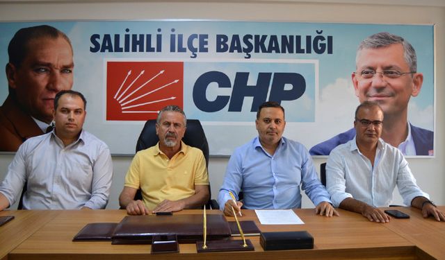CHP'de Yeni İstifalar: Salihli İlçe Başkanı Çekildiğini Açıkladı