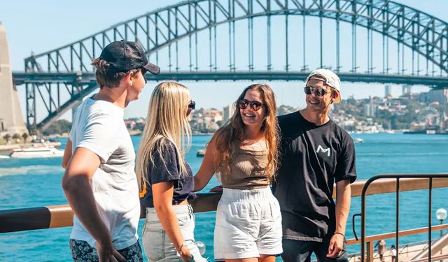 Başka ülkeye göç eden İngilizlerin sayısı milyonları buldu