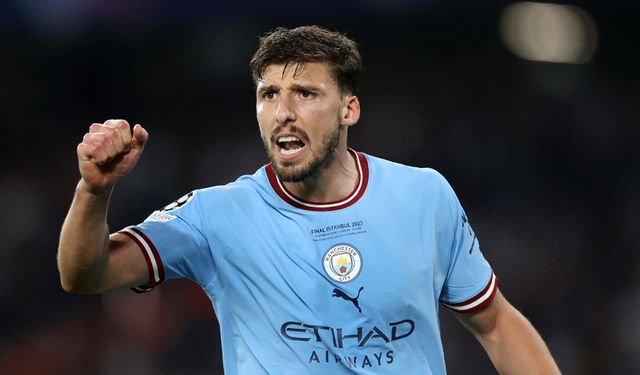 Ruben Dias, Manchester City ile sözleşme yeniledi