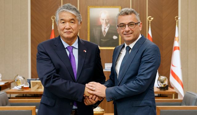 Erhürman, TÜRKSOY Genel Sekreteri Raev ile bir araya geldi