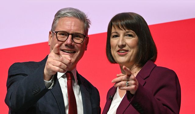 Başbakan Starmer, suçlamaların hedefindeki bakanına Sahip çıktı