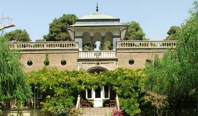 İngiltere, Tahran’daki Büyükelçiliğini Kapattı