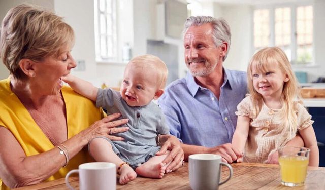 İngiltere’de Akrabalarına Bakanlara Gelire Tabi Olmayan Destek