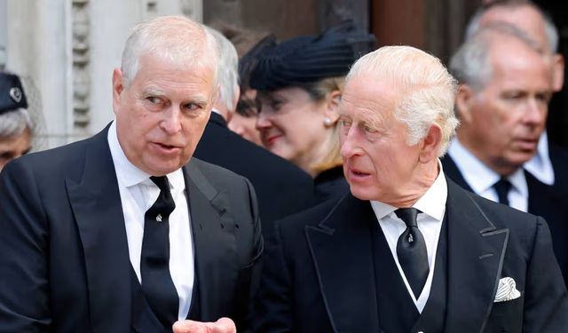 Kral Charles'ın kardeşi Andrew gözaltı sonrası serbest bırakıldı