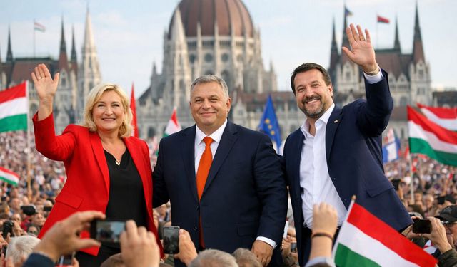 Avrupa'nın aşırı sağ grupları Orban'ın etrafında toplandı