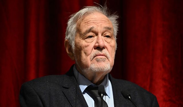 Tarihçi ve yazar Prof. Dr. İlber Ortaylı vefat etti