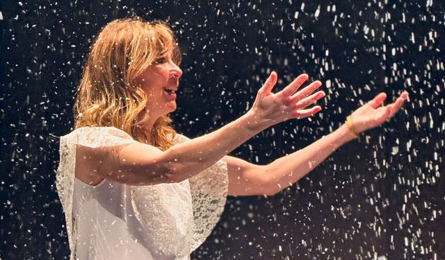 İnci Türkay, Londra’da ‘Liste’yi Yaşayarak Oynadı