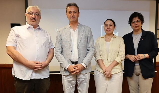 'Gençlik Atlası Uzman Projesi' Kapsamında Adana'dan Londra'ya Gençlik Köprüsü