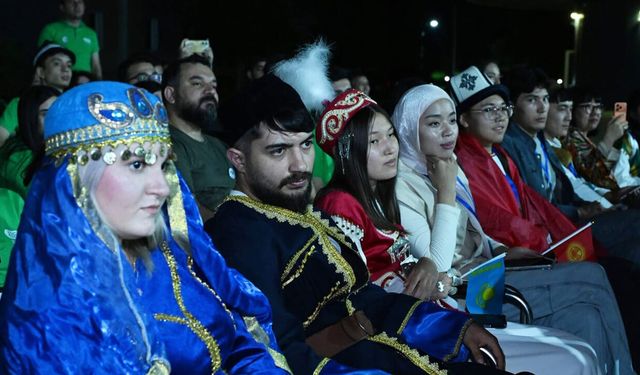 Türk dünyasının Vikipedi gönüllüleri Azerbaycan’da buluştu
