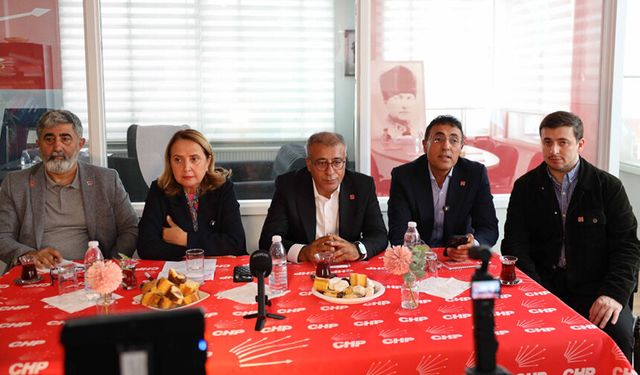 CHP Genel Başkan Yardımcısı Semra Dinçer, Londra’da partililerle buluştu