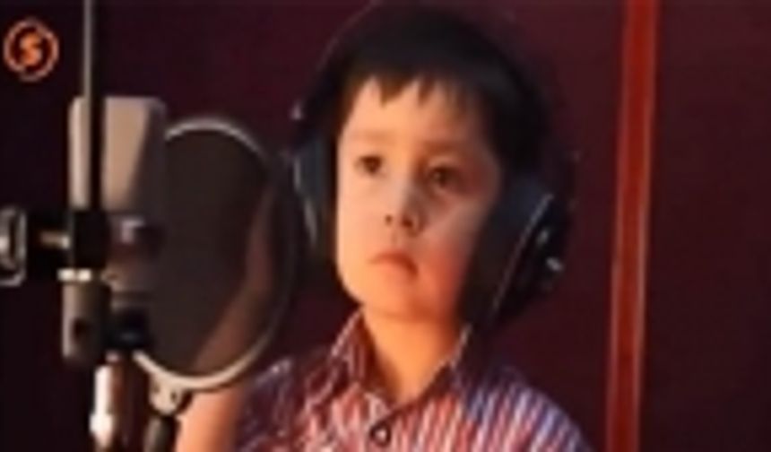 Afgan Çocuğun rekor kıran şarkısı