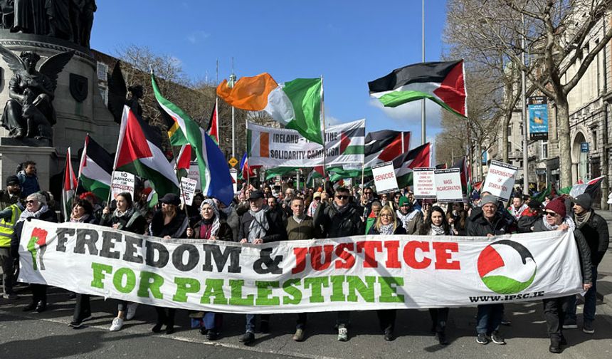 İrlanda'da Filistin'e destek, Gazze'de ateşkes yürüyüşü