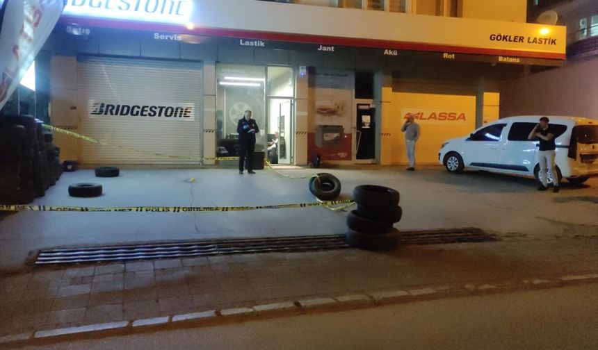 Bursa'da 4. kattan düşen kişi yaşamını yitirdi