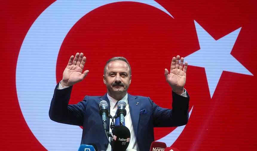 Yavuz Ağıralioğlu liderliğinde, Anahtar Parti kuruldu