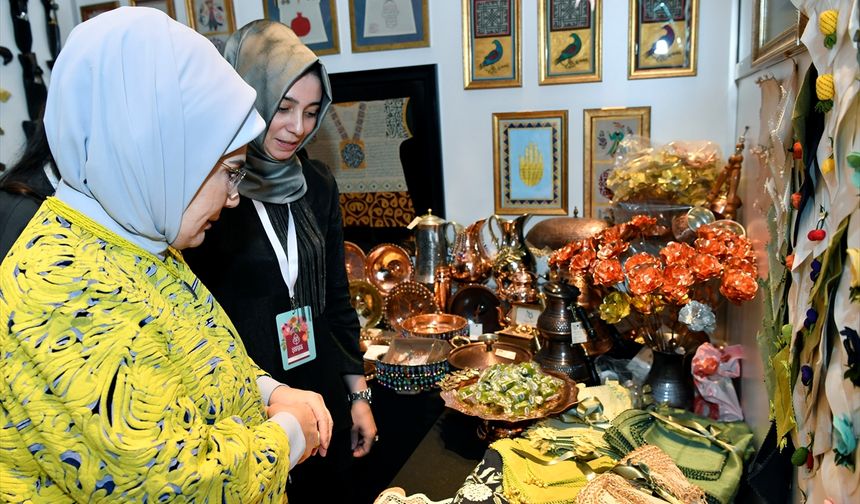 Emine Erdoğan, geleneksel "Cemre Çarşısı"nın açılışına katıldı