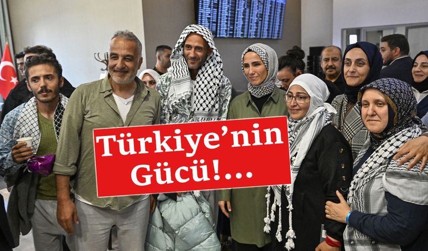 Sumud Filosu aktivistleri Türkiye'de çiçeklerle karşılandı