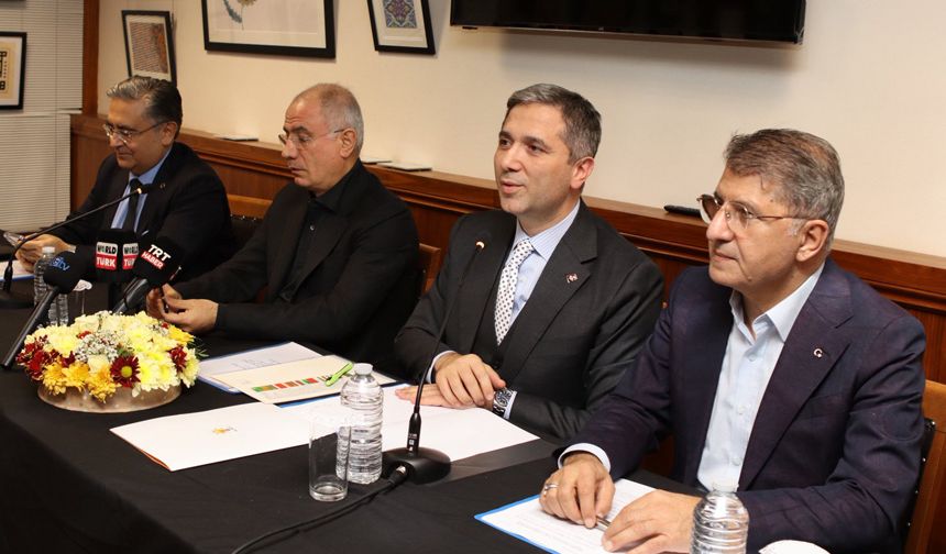 Efkan Ala'dan Londra'da 'Terör Belasından Kurtulalım' mesajı