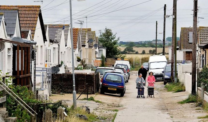 İngiltere’nin en yoksul 10 bölgesinin ilk 4’ü Londra’da!