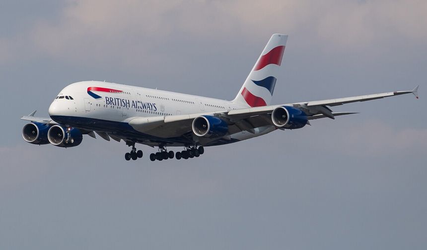 Heathrow Havalimanı’nda yolcu bırakma ücretli oldu