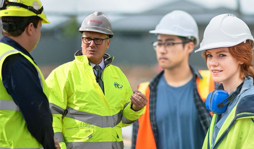 İngiltere’de hükümetten 50 bin gence yeni fırsat paketi