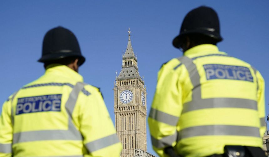 Londra’da Polise Güven Tüm zamanların En düşük Seviyesinde