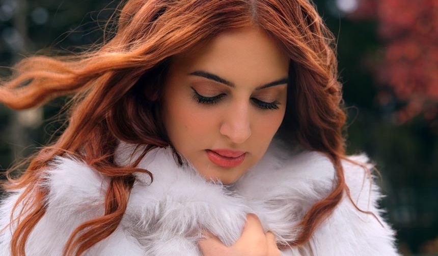 Arzu Efimia, Karşılıksız Bir Aşkın öyküsünü yorumluyor