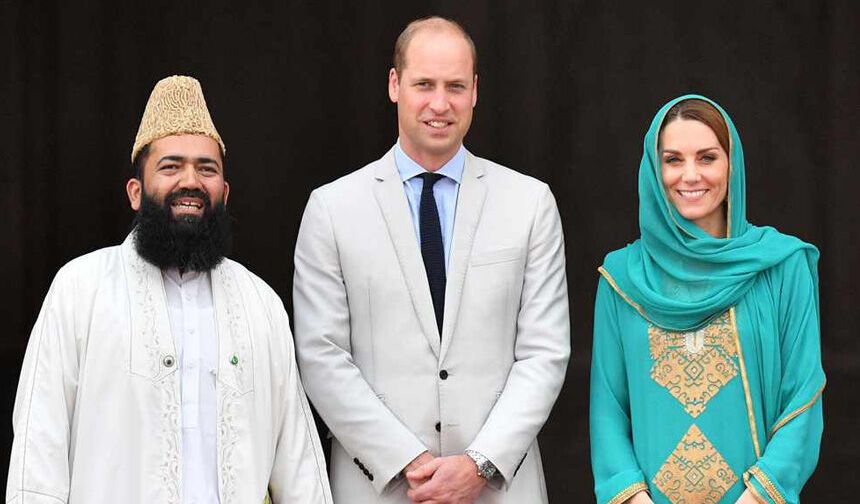 Prens William ve Kate’in O Cami Ziyareti Yine Gündem Oldu