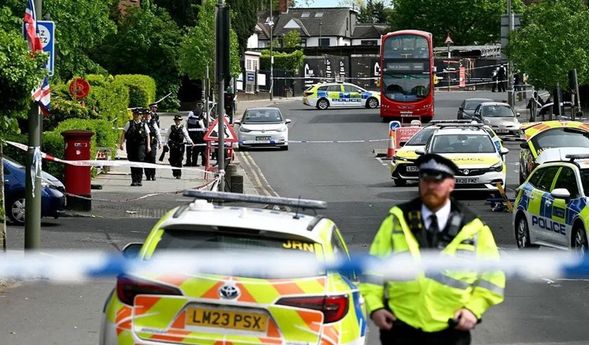 Londra'da meydana gelen bıçaklı saldırı olayında gözaltı sayısı arttı