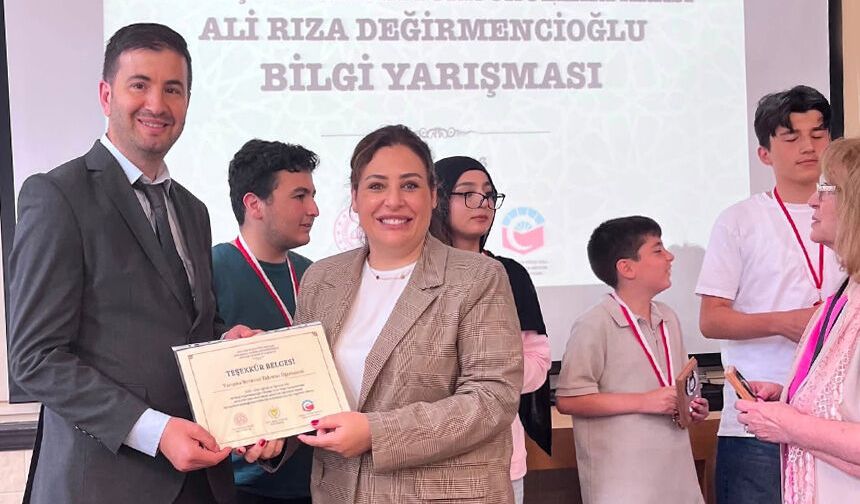 Türk Okulları Arası Bilgi Yarışması’nın 32.ncisi Londra’da Yapıldı