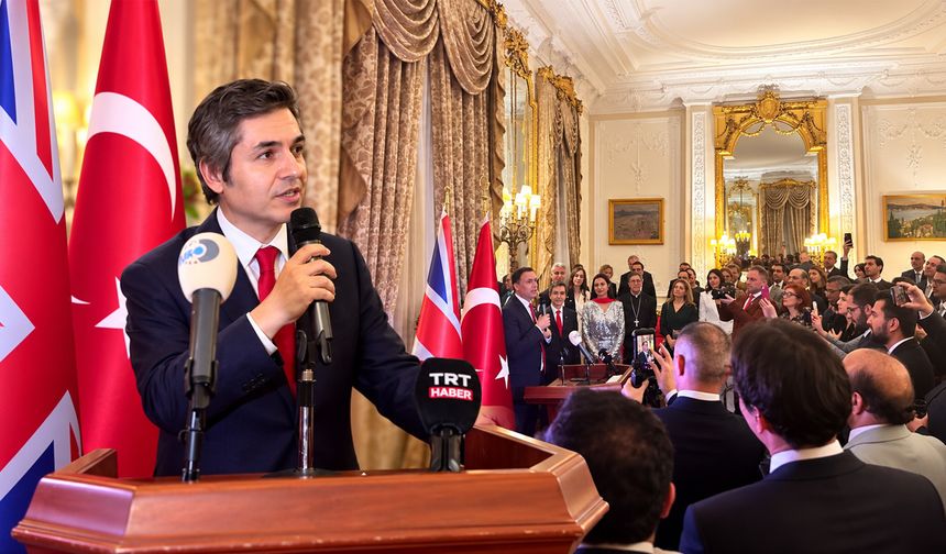 Cumhuriyet’in 103. yılı Londra Büyükelçiliğinde iki resepsiyonla kutlandı