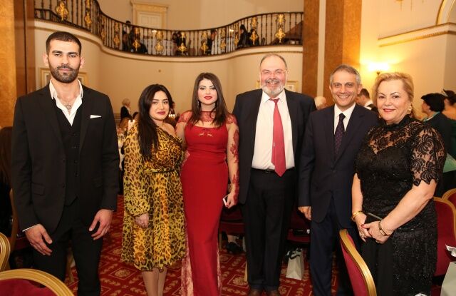 İngiltere Azerbaycan Kadınlar Birliği (AWAUK) FIWAL Galası