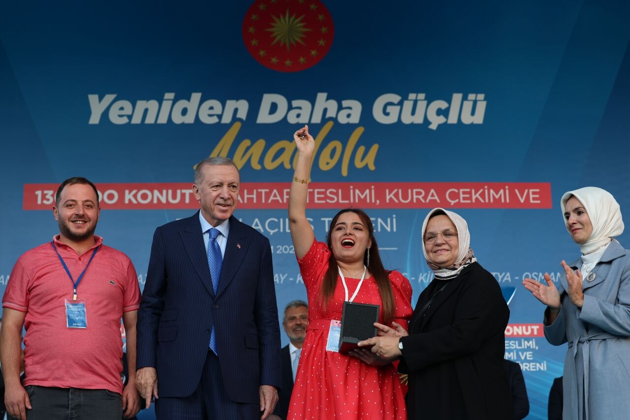 Cumhurbaşkanı Erdoğan, " 130 Bin Konut Anahtar Teslim Töreni'nde