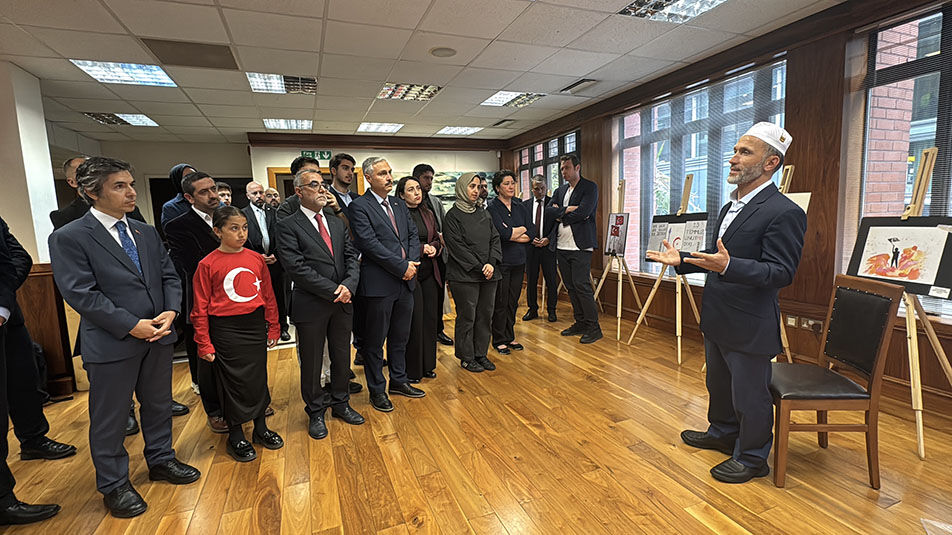İngiltere Türk Çocuklar, 15 Temmuz'u Resimle Anlattı 5