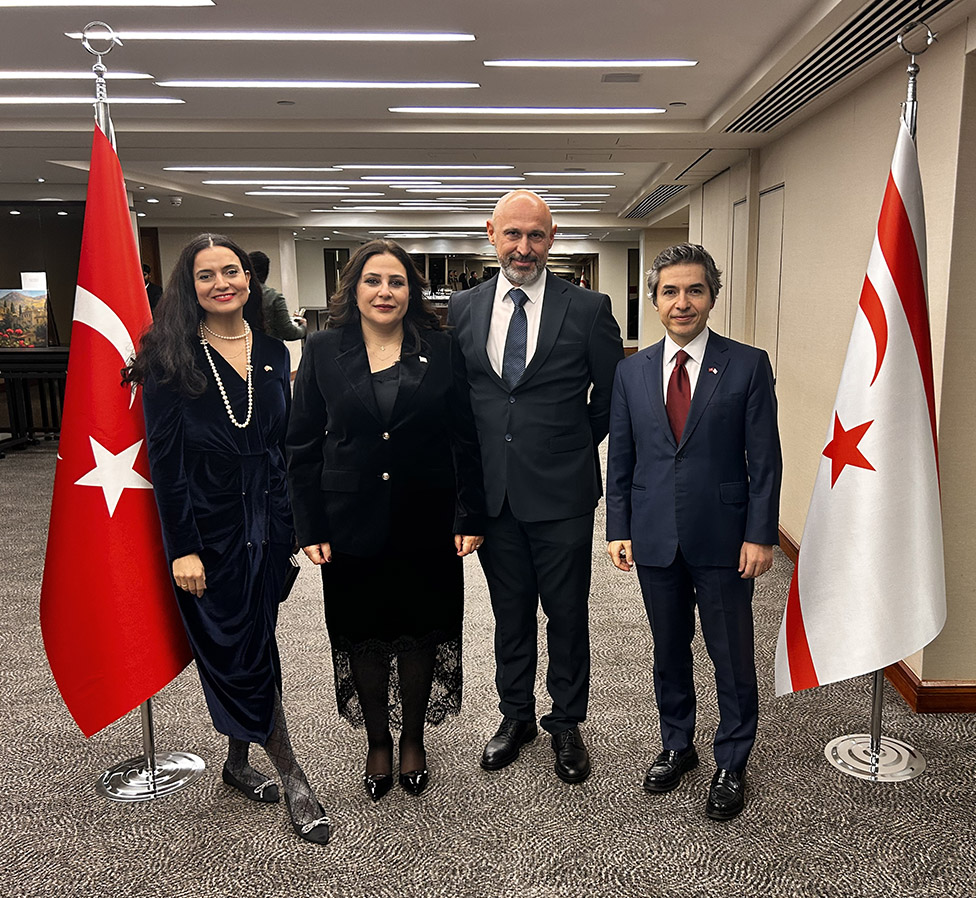 Kktc 42 Yil Londra Sefire Sevcan Ertaş Aysen Mullahsan Atılgan Tolga Atılgan Büyükelçi Osman Koray Ertaş