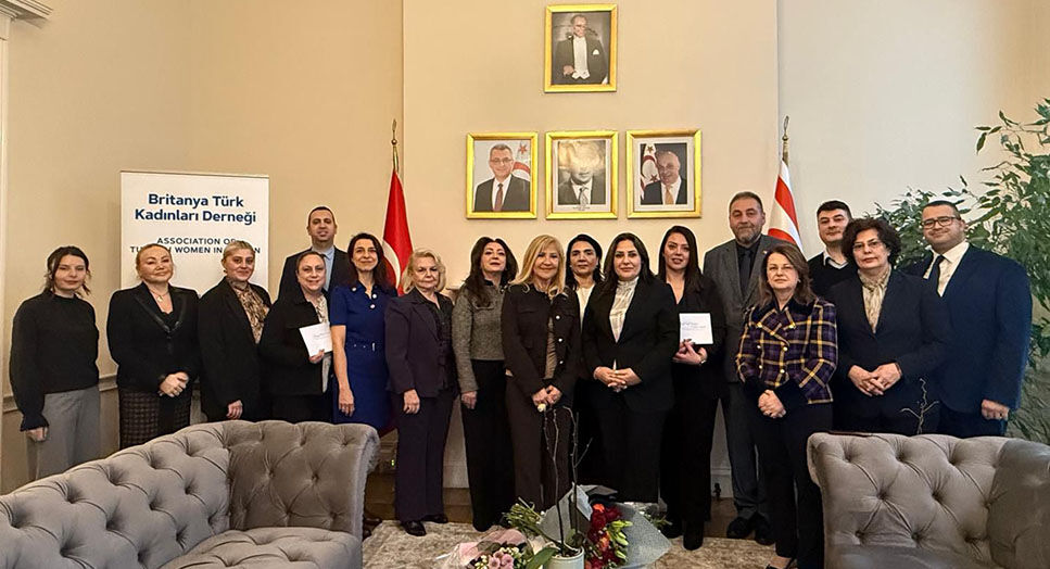 Kktc Temsilcilik Uc Turk Okuluna Bagis 2