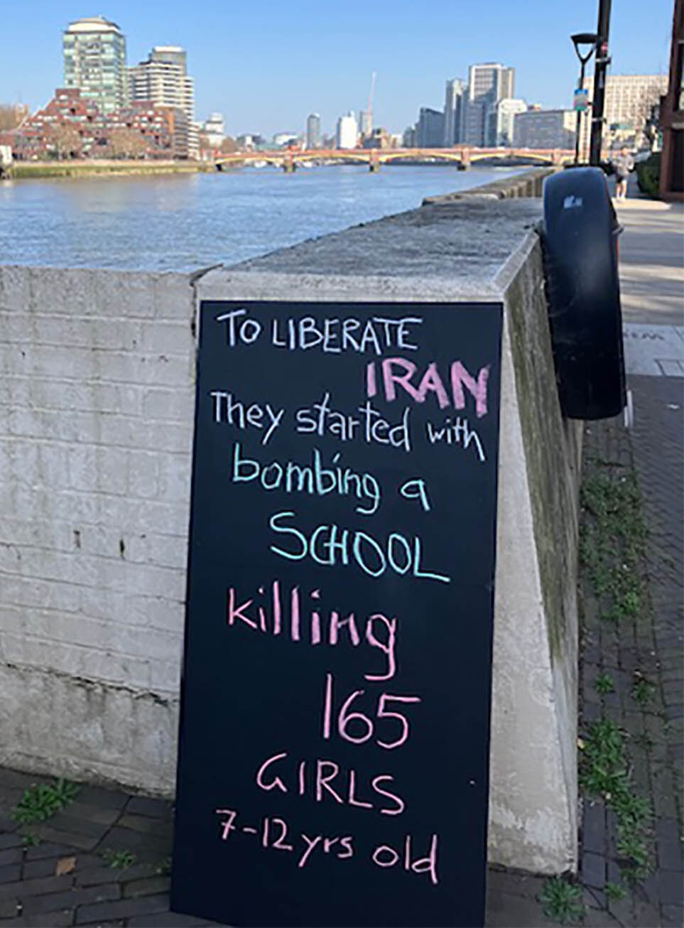 Londra Savas Karsiti Yuruyus 2