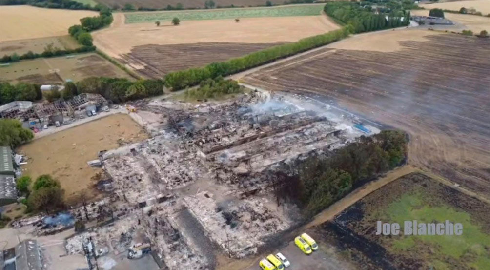 Londra Essex Buyuk Yangin Berber Malzemeleri 3