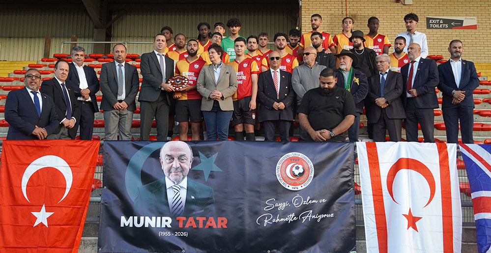 Munir Tatar Anma Maci Plaket Mehmet Tunca Deniz Ozalp Galatasaray 2
